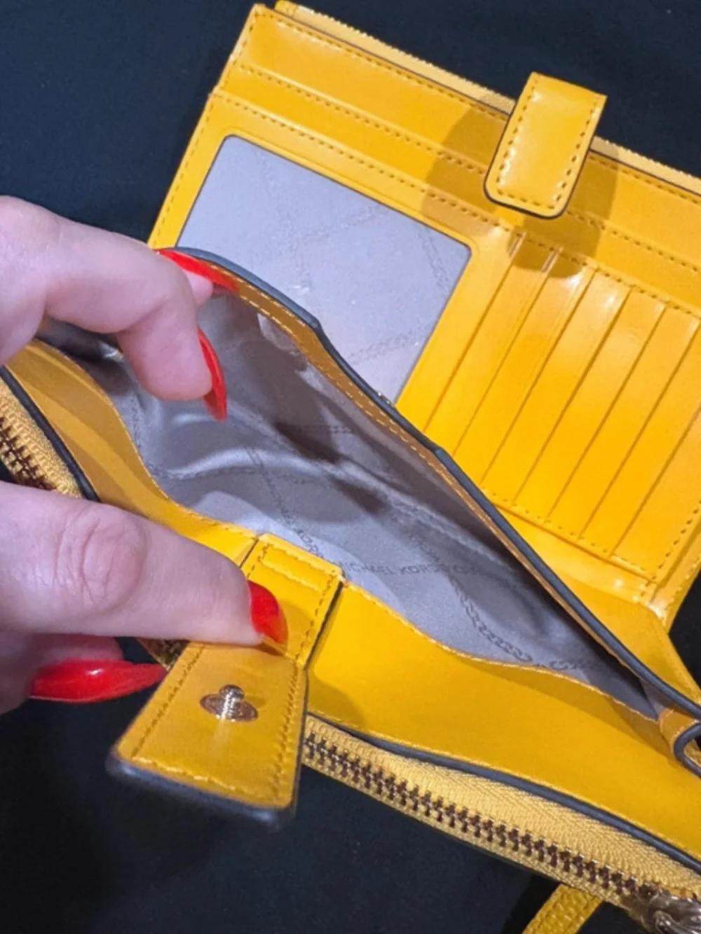 (NWOT) Michael Kors Jet Set Double Zip Wristlet Jasmine Yellow Pebbled Leather